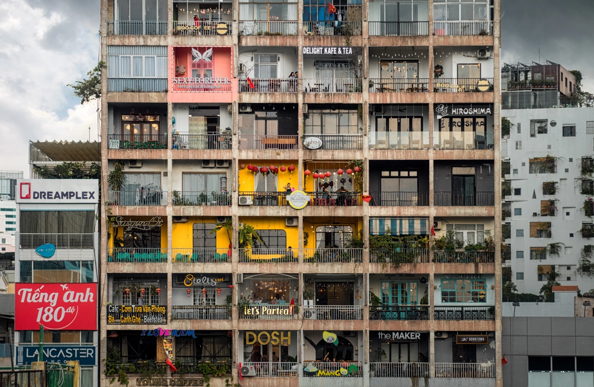 Cafe Apartment Building in District 1 - Ho Chi Minh City