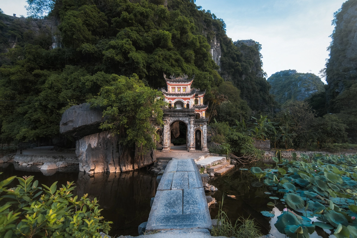Bich Dong Pagoda's Gate - Ninh Binh