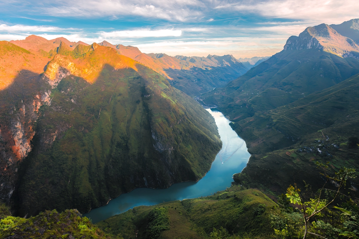 Nho Que River in Ma Pi Leng Pass - Ha Giang