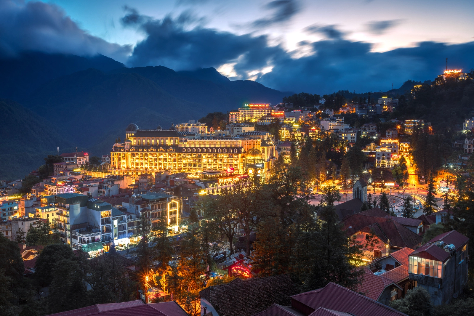Night at Sapa Town - Sapa